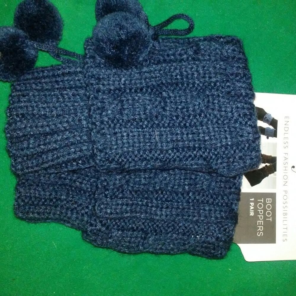 NWT Every wear boot toppers with pom poms